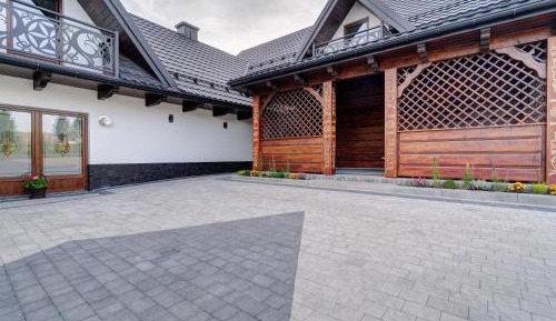 Family Two-Bedroom Apartment with View