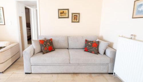 Apartment with Garden View