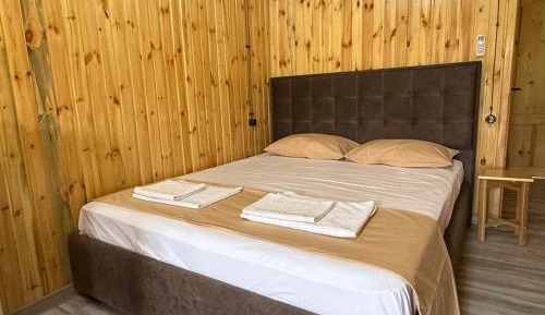 Suite with Mountain View