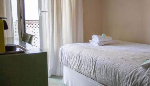 Small Single Room