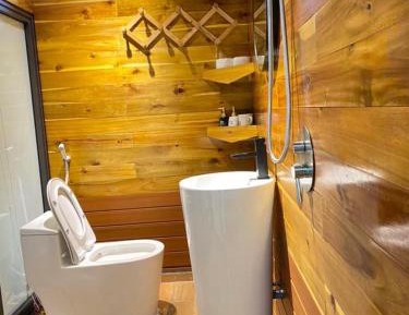 One-Bedroom Chalet
