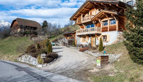 Three-Bedroom Superior Apartment