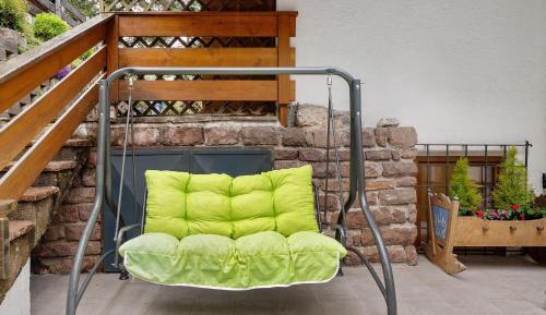 Superior One-Bedroom Apartment