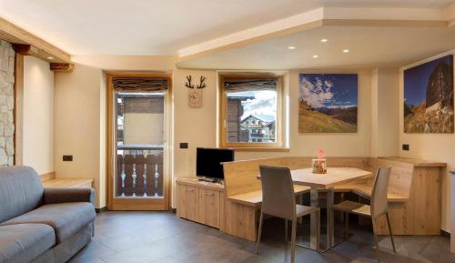 Two-Bedroom Superior Apartment