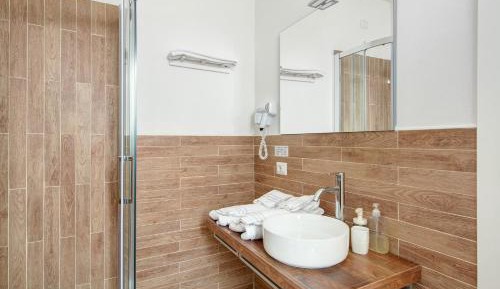Triple Room with Shower