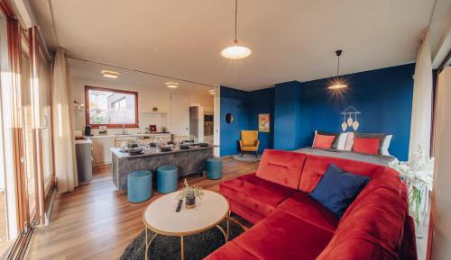 Two-Bedroom Deluxe Apartment