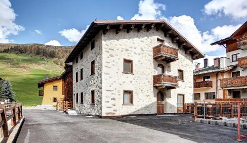 Superior One-Bedroom Apartment