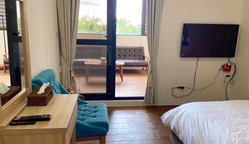 Quadruple Room with Shared Bathroom