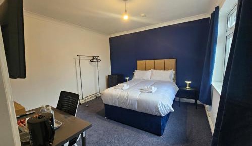 Double Room with Private Bathroom