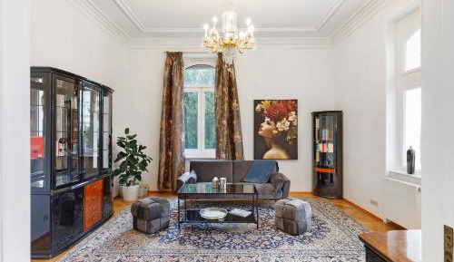 Superior One-Bedroom Apartment with Balcony