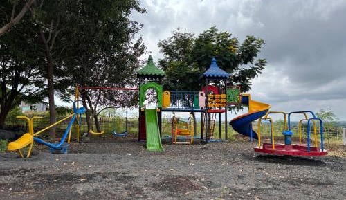 Family Room with Private Bathroom