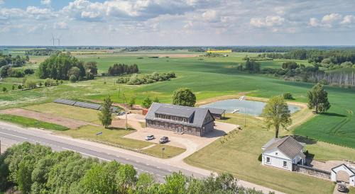Apartment with Lake View