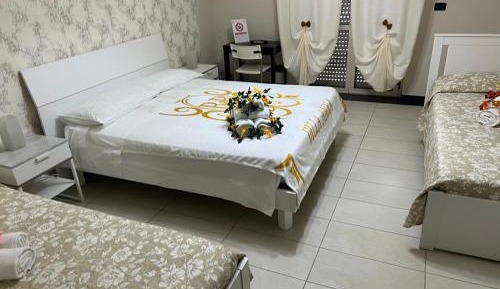 Double or Twin Room with Private Bathroom