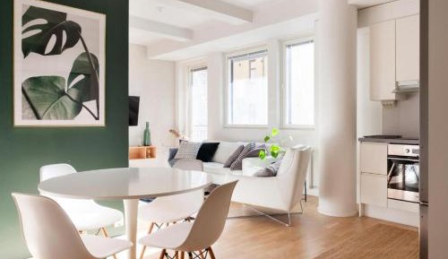 Studio Apartment with One Double Bed