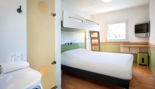 Double Room with Bunk Bed