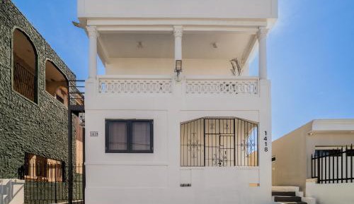 Apartment with Garden View