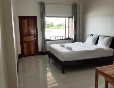 Studio with Lake View