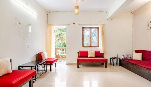 Superior One-Bedroom Apartment with Balcony