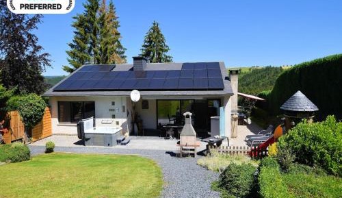 Three-Bedroom Vacation Home 