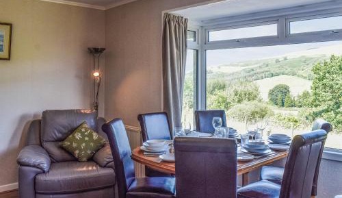 Three-Bedroom Vacation Home 