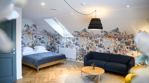 Deluxe Double Studio