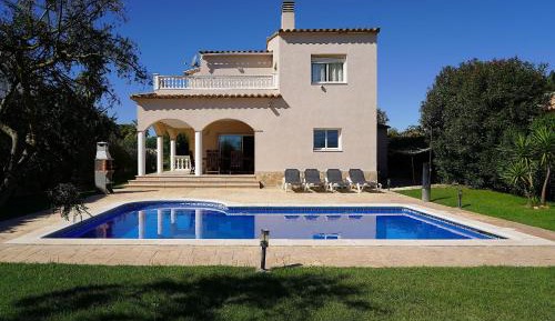 Villa with Private Pool