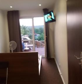 Deluxe Double Room with Terrace and Spa Bath 