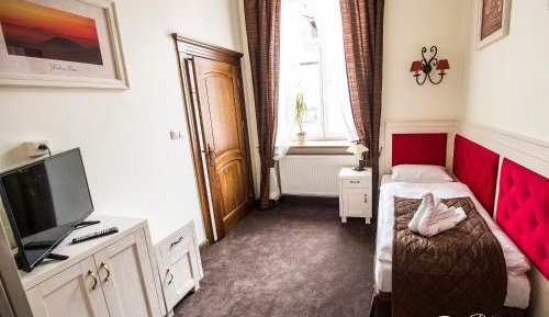Large Single Room