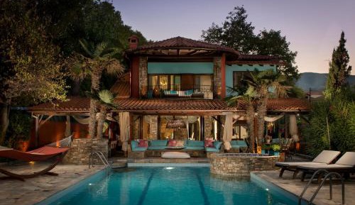 Villa - Beach Front