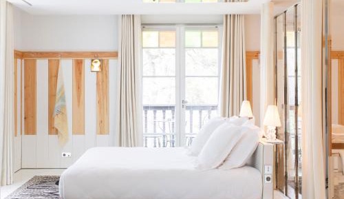 Deluxe Double Room with Terrace