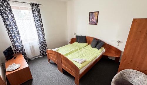 Triple Room with Mountain View