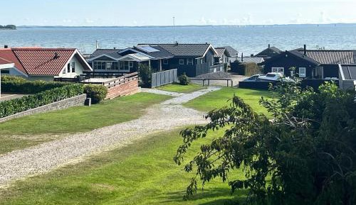 Three-Bedroom Vacation Home 