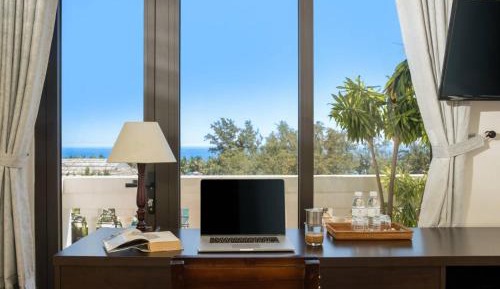 Queen Room with Sea View