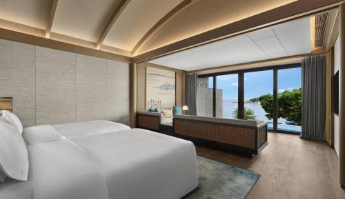 Deluxe Twin Room with Sea View