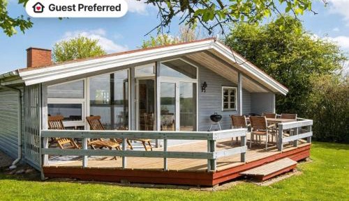 Two-Bedroom Holiday Home