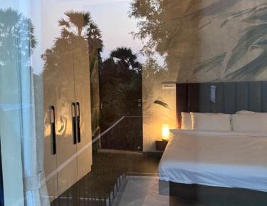 King Room with Balcony