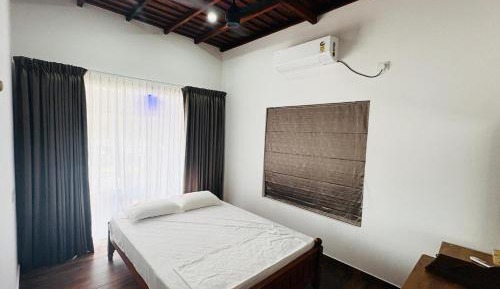 Two-Bedroom Apartment with Lake View