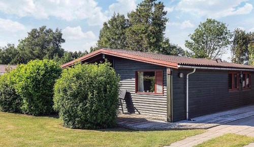 Three-Bedroom Vacation Home 