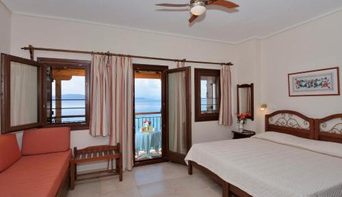 Studio with Sea View