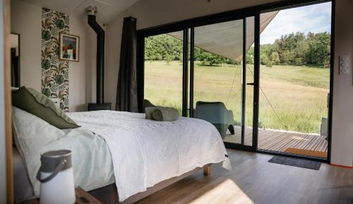 Suite with Mountain View