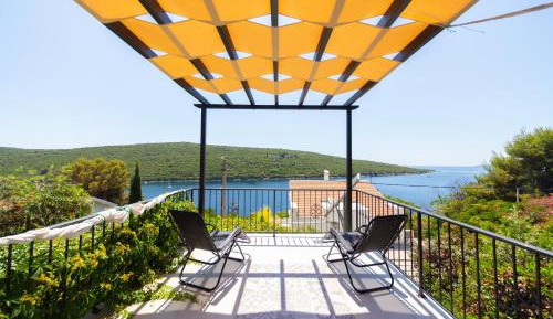 Studio with Sea View