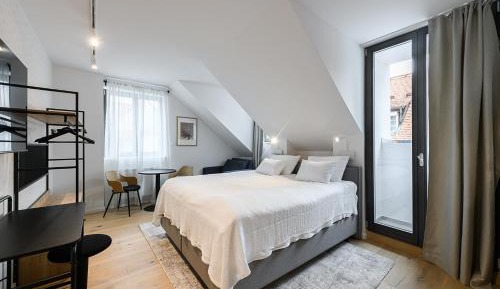 Deluxe Double Room with Balcony
