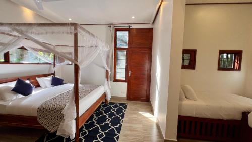 Triple Room with Garden View