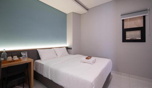 Standard Queen Room
