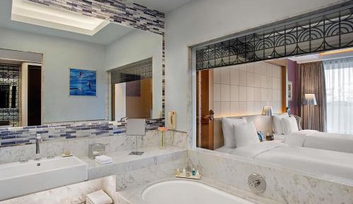 Deluxe Twin Room with Bosphorus View