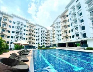 Studio with Pool View