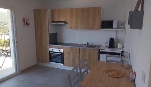 Apartment with Garden View