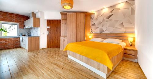 Studio Apartment
