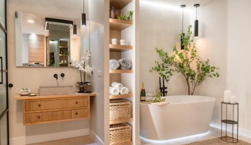 Studio Apartment with One Double Bed