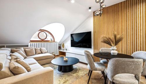 One-Bedroom Deluxe Apartment